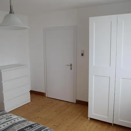 アパート Unnerm Keeshawwe